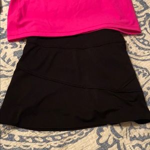 Size Small Athleta skirt, black.